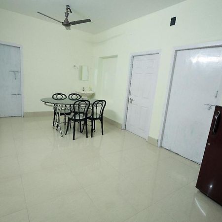 Toms Villa Along National Highway Thrissur At Nadathara Luaran gambar