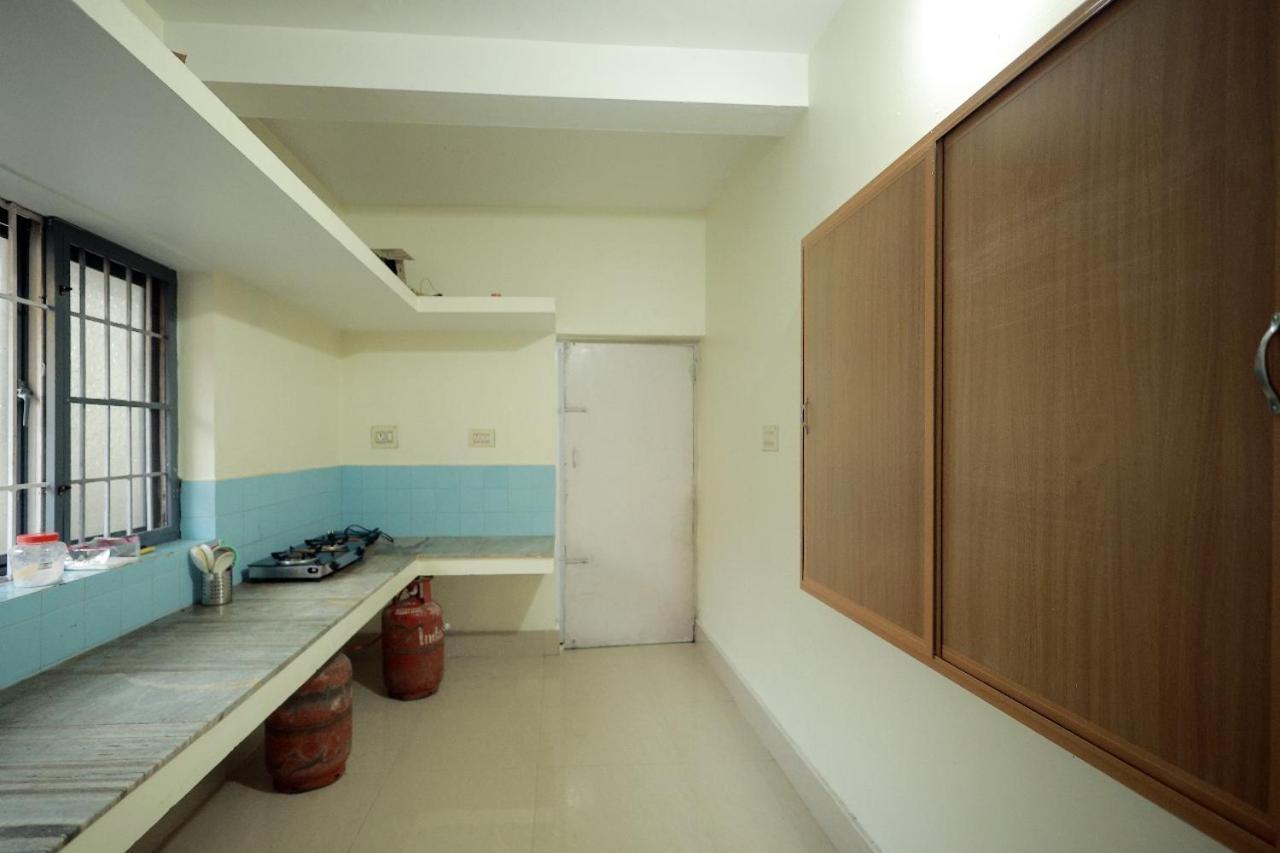 Toms Villa Along National Highway Thrissur At Nadathara Luaran gambar